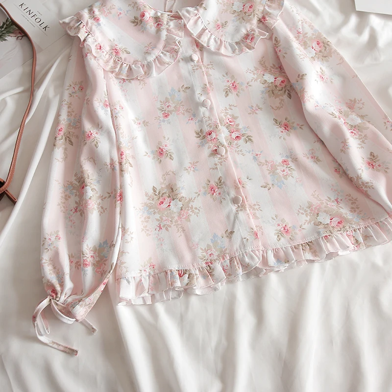 Фото WXCTEAM Casual Women Blouse Vintage Mori Girl Floral Flower Print Shirt Peter Pan Collar Female Lolita Harajuku Chiffon WXCTEAM Casual Women Blouse Vintage Mori Girl Floral Flower Print Shirt Peter Pan Collar Female Lolita Harajuku Chiffon