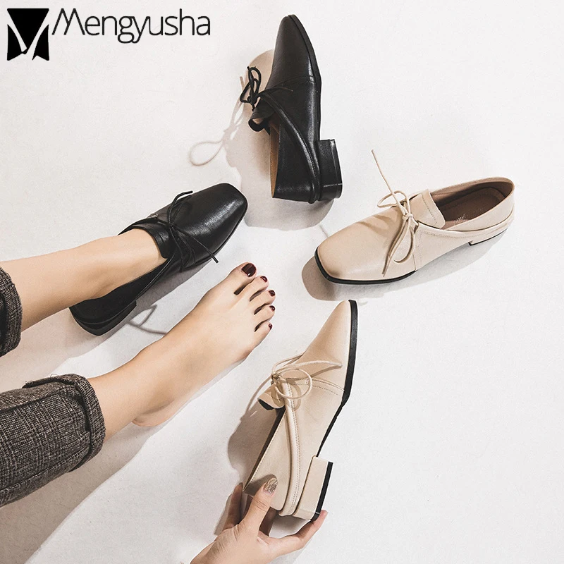 Женские туфли оксфорды на шнуровке лоферы плоской подошве без застежки