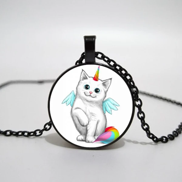 Ожерелье из тибетского серебра с подвеской-кабошоном в виде единорога и кота |