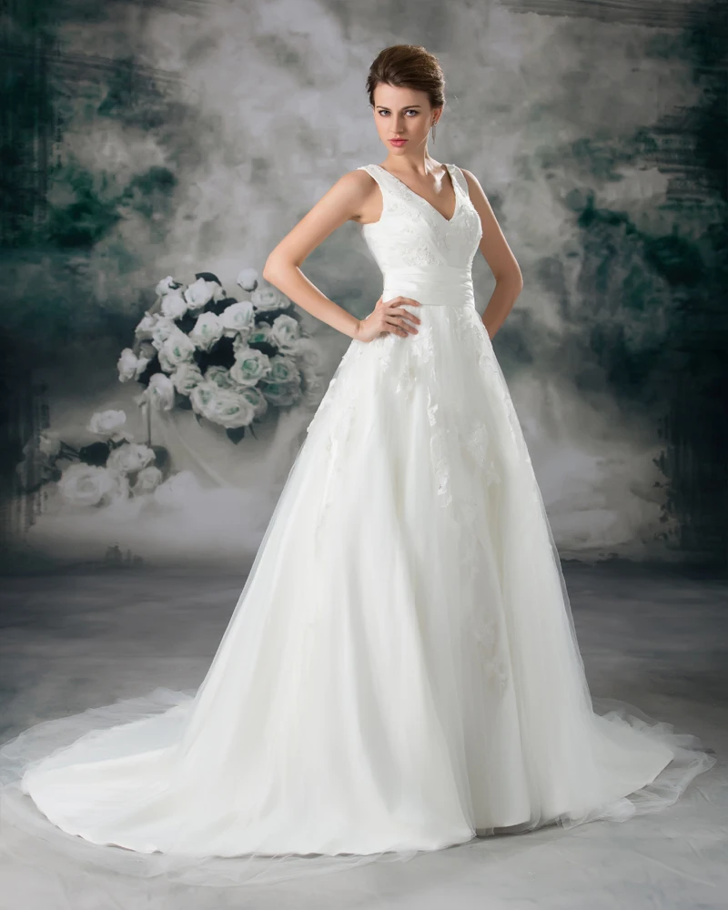 Кружевные свадебные платья а силуэта с V образным вырезом тюлевые Аппликации