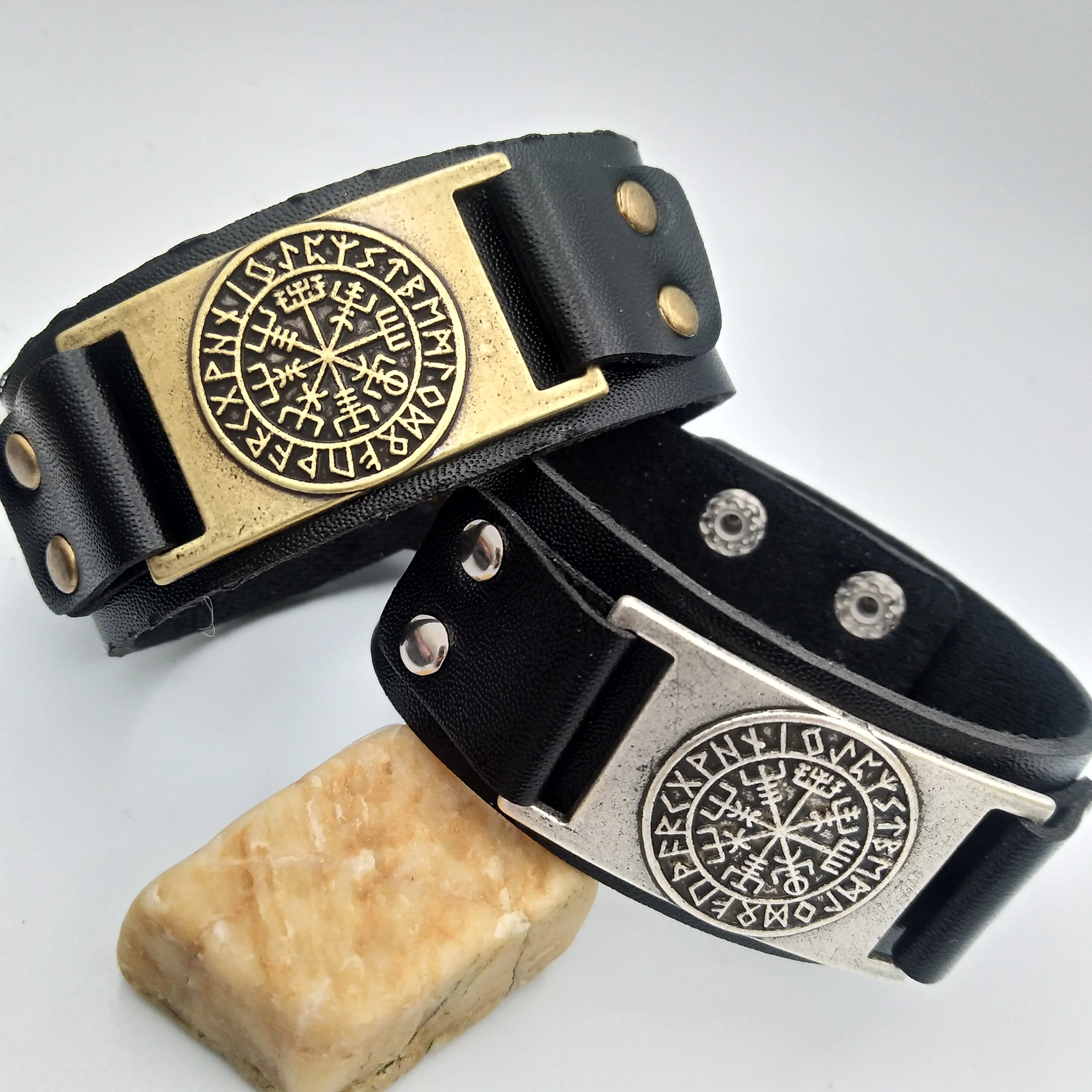 Мужской кожаный браслет нордические руны Viking Vegvisir Compass на запястье amulet