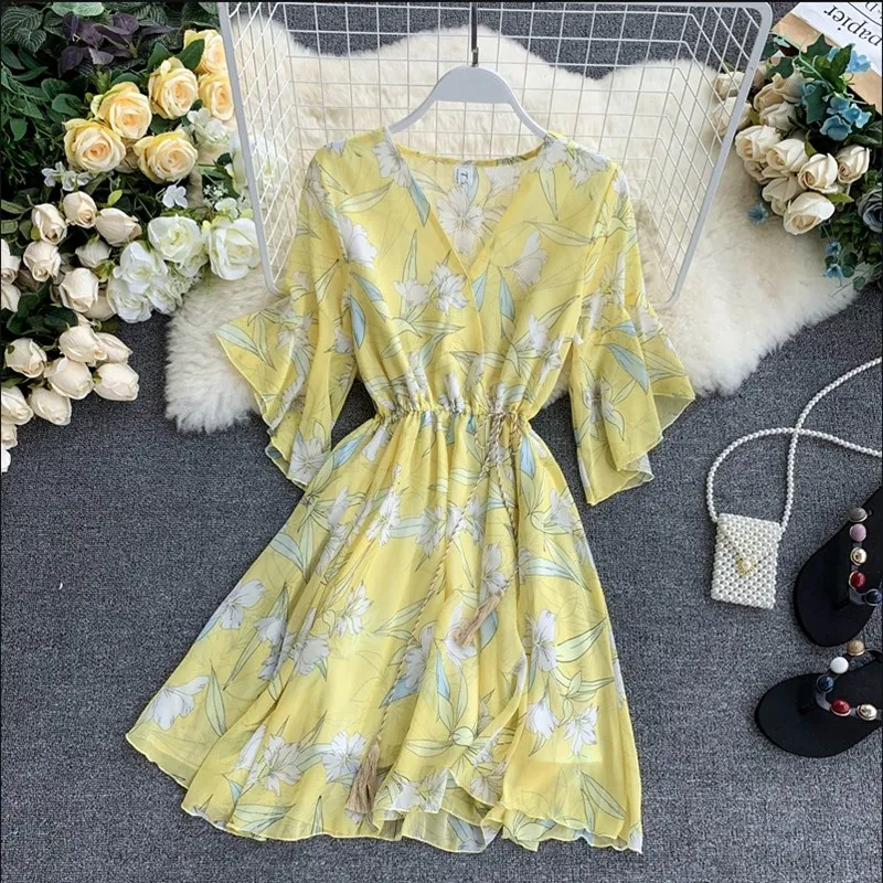 Модное платье средней длины с принтом женское летнее сексуальное v-образным