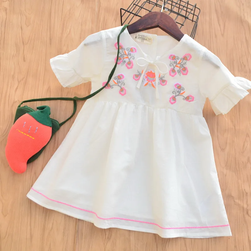 Детская одежда с вышитыми цветами для девочек 2019 платья принцессы бантом летнее