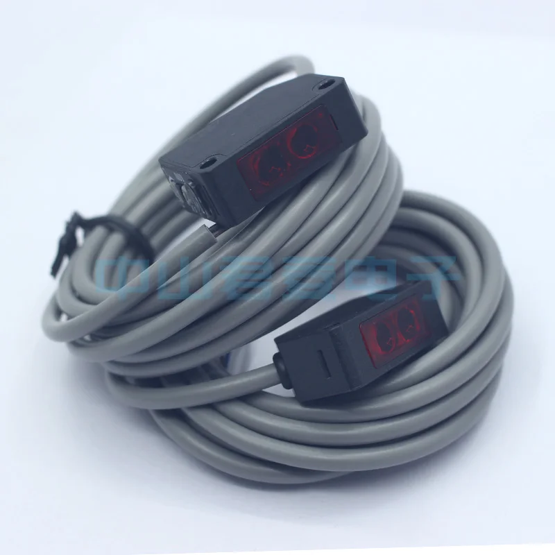 

Free shipping high quality Original OPTEX Ops [Z2T-2000N 2000P] Injected photoelectric sensor DC10-30V