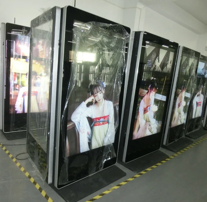 65 55 inch Double-edged advertising digital signage for supermarket with OS built in