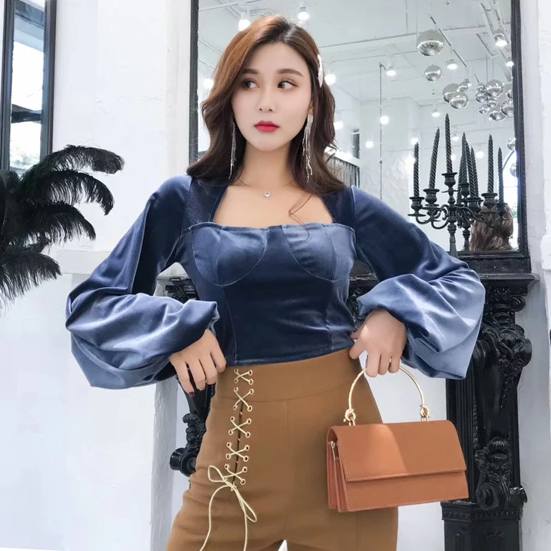 TWOTWINSTYLE велюровые Короткие топы женские тонкие пышные с длинным рукавом необычный воротник женские футболки сексуальная модная одежда осень
