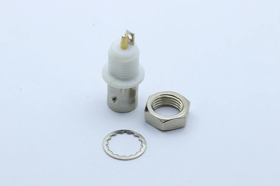 100pcs BNC FEMALE ISOLATED GROUND connector for BNC Coaxial Video Ground Loop Isolator cable CCTV BNC Balun Isolator
