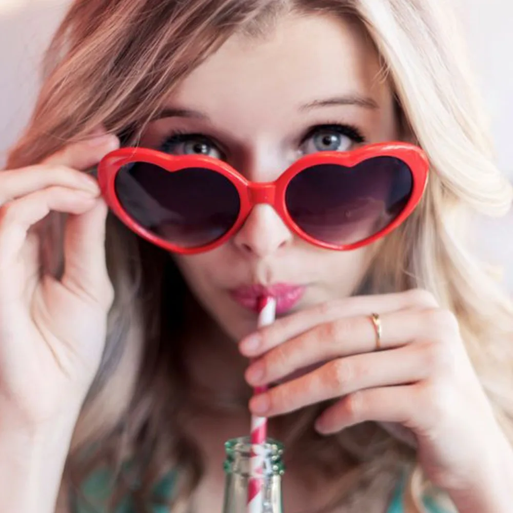 Новинка 2020 цветные женские солнцезащитные очки уникальное сердце стильные