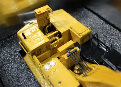 DM модель Caterpillar Cat 390F L Гидравлический Экскаватор литья под давлением Металл