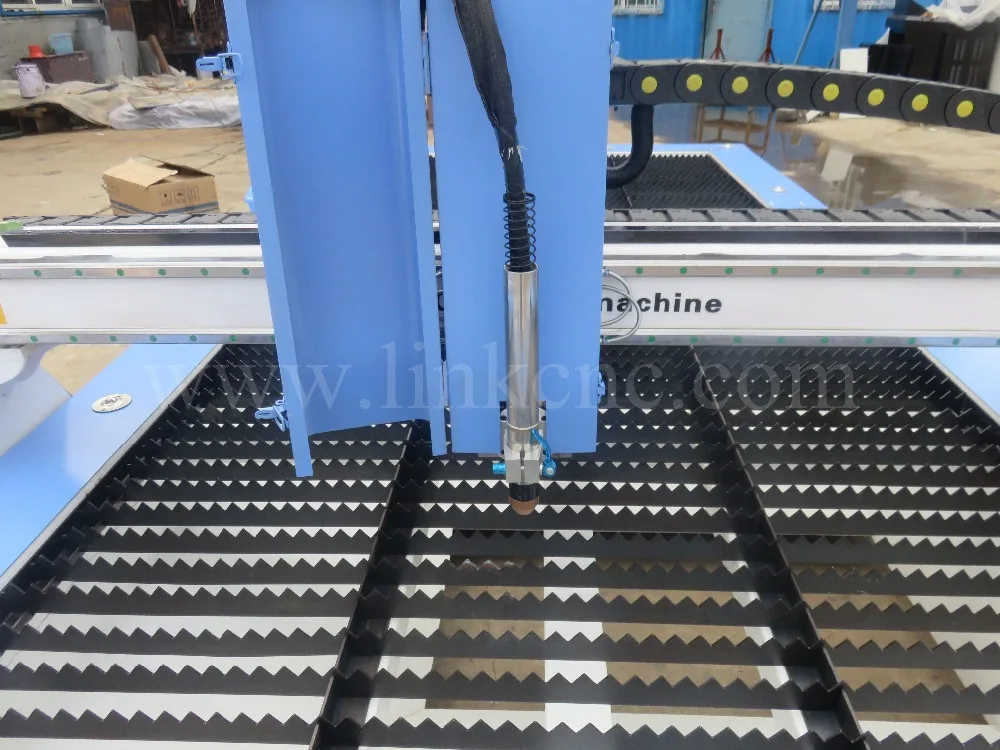 Простота в эксплуатации/Новый продукт LXP1530 cnc плазменный станок с буровой