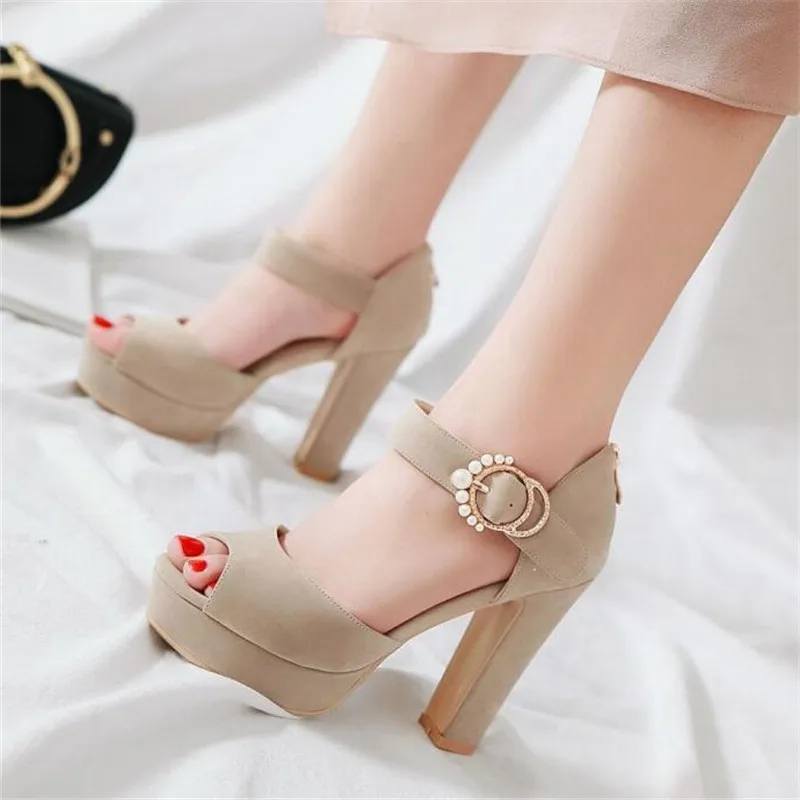 Women sandals Summer New pattern fashion Pearl Super high heel Fish mouth Women sandals black sexy Waterproof Sandals size 34-43