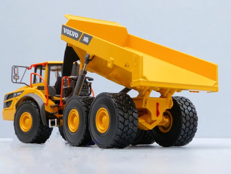 Коллекционная игрушка литья под давлением модель мотоцикла 1:50 VOLVO A40G сочлененный