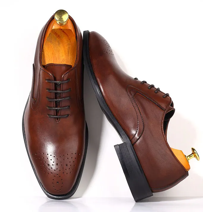 

New Style Men Popular Lace Up Mixed Color Carved Dress Shoes Men Retro Square Toes Genuine Leather Breathable Brogue Shoes
