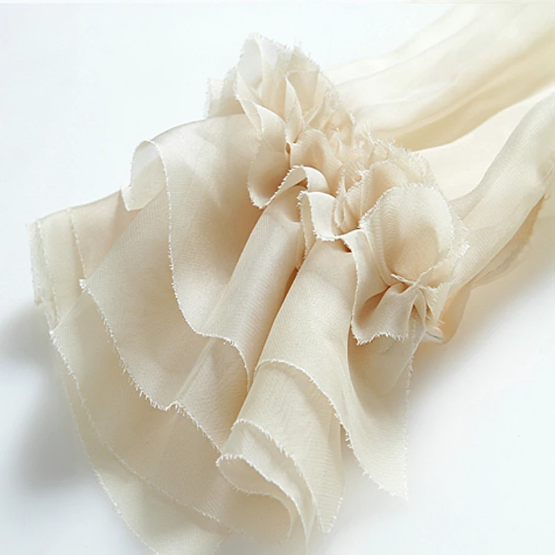 Женская шифоновая блузка модельная рубашка с оборками длинным рукавом каскадом