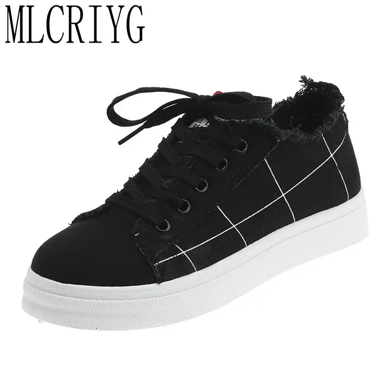 2019 Новинка обувь на плоской подошве высоком каблуке салатового цвета с