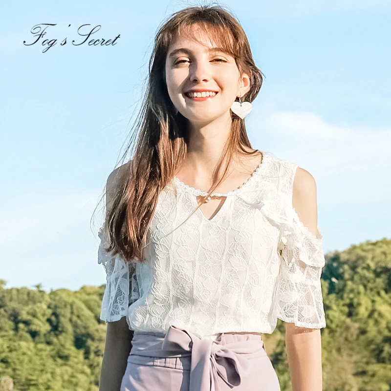 White Lace Clothes For women Trumpet Sleeves Sexy Sweet Shirt wild shirt Of 2018 Summer Autumn |