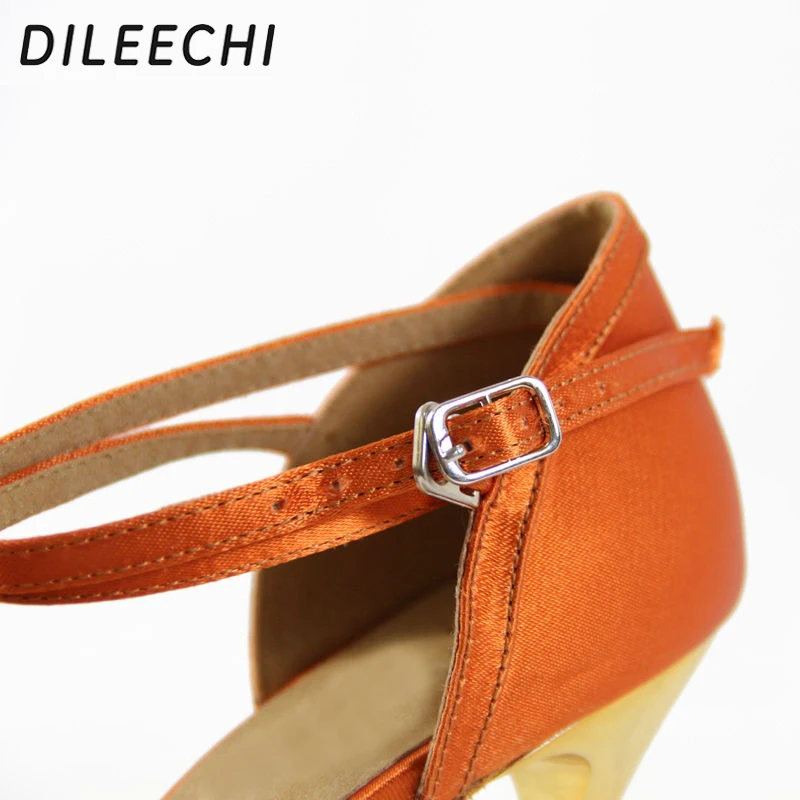 DILEECHI высококлассные стильные импортные черные атласные туфли для