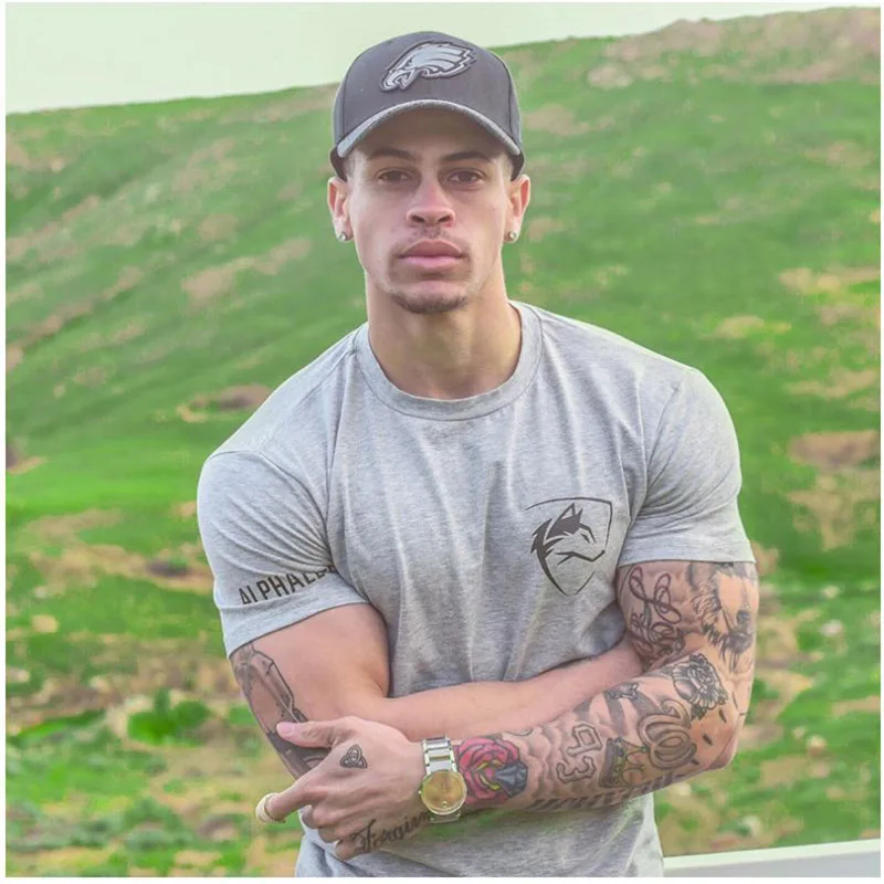 Gray gym tshirt Дышащая хлопковая спортивная рубашка Рашгард, Мужская футболка для фитнеса, тренировок, тренировок, с коротким рукавом, футболки с круглым вырезом для бега, Мужская футболка, топы - Цвет: Gray gym tshirt