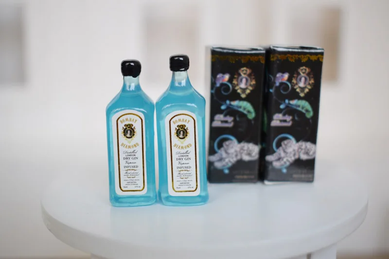 2 шт. мини Bombay сухое вино Модель Кукольный домик Миниатюрные напитки бутылки вина кухня играть кукла еда игрушка аксессуары