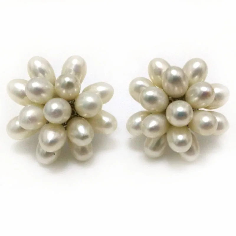 

1 inches AAA 5-6mm Natural White Rice Pearl Cluster Earring