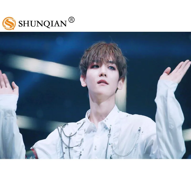 Новое поступление Шелковый постер KPOP EXO BAEK HYUN с индивидуальным принтом модный