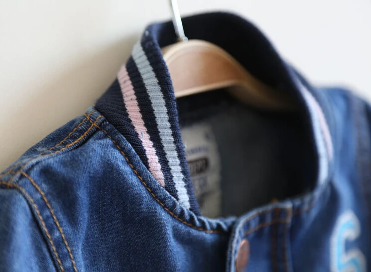 Для маленьких мальчиков модные джинсовые куртки дети осень весна джинсовая