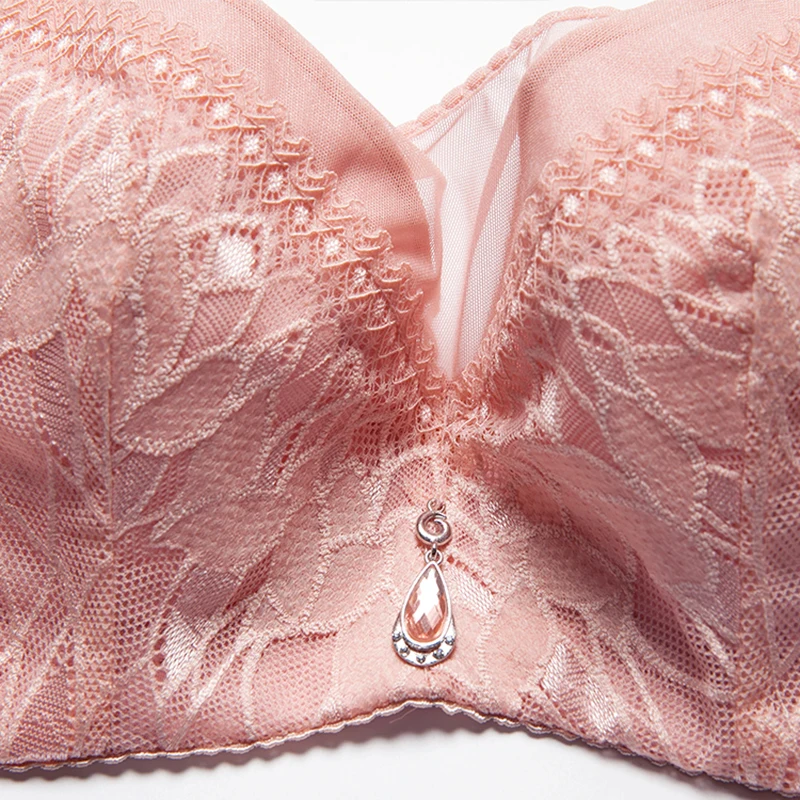 Бюстгальтер женский кружевной без косточек с чашкой 3/4|bra 44|seamless brabras for women |