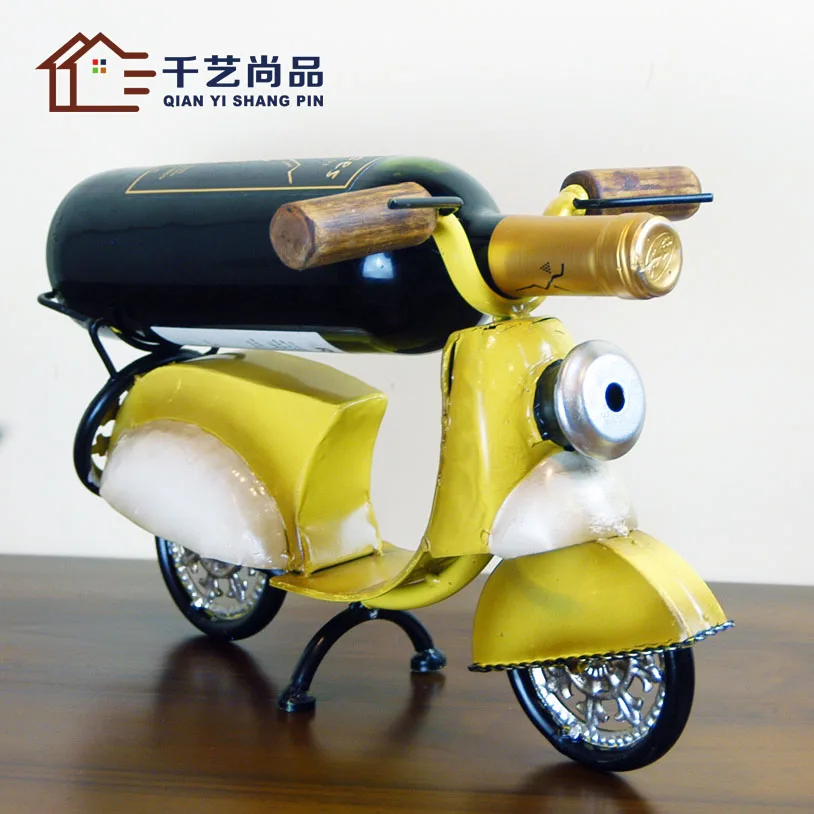 

American metal ornaments motorcycle lucky wine rack Gift Retro living room decorative frame model of wine rack