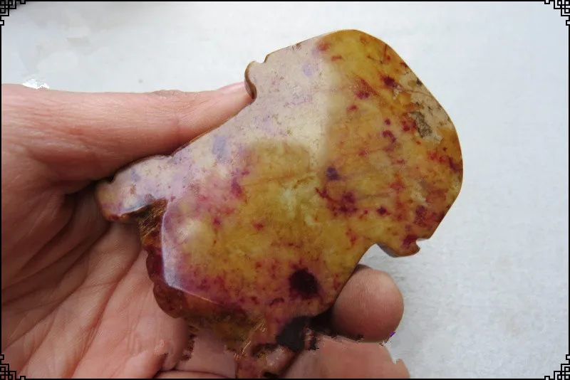 Продажа антикварных резных украшений из нефрита в династии Мин и Цин Хань