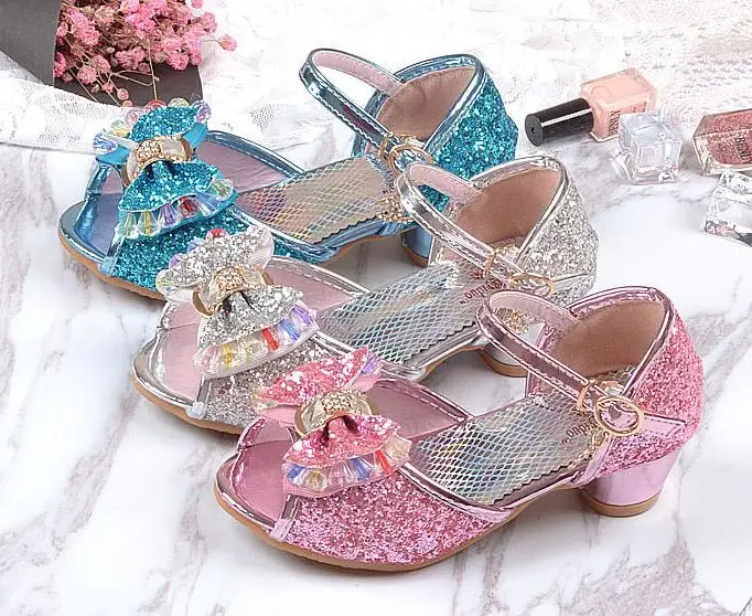 Босоножки для девочек Новинка 2017 года Корейская версия летней обуви принцессы