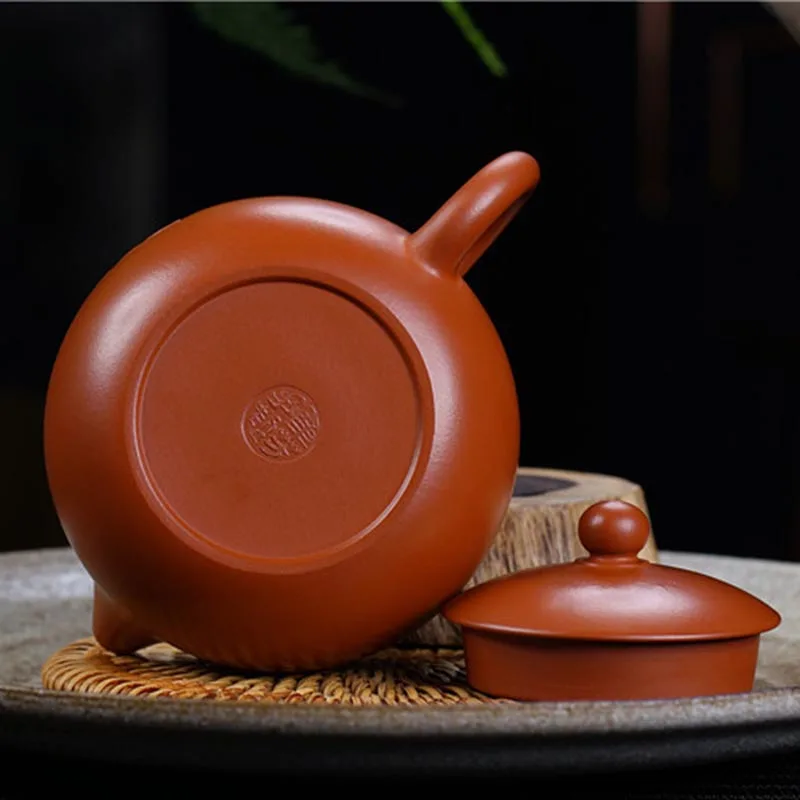 

200ML Yixing Purple Clay Teapot Auspicious Fu Word Raw Ore Zhu Mud Xishi Zisha Pot Home Kung Uf Tea Set Black Tea Kettle Teaware