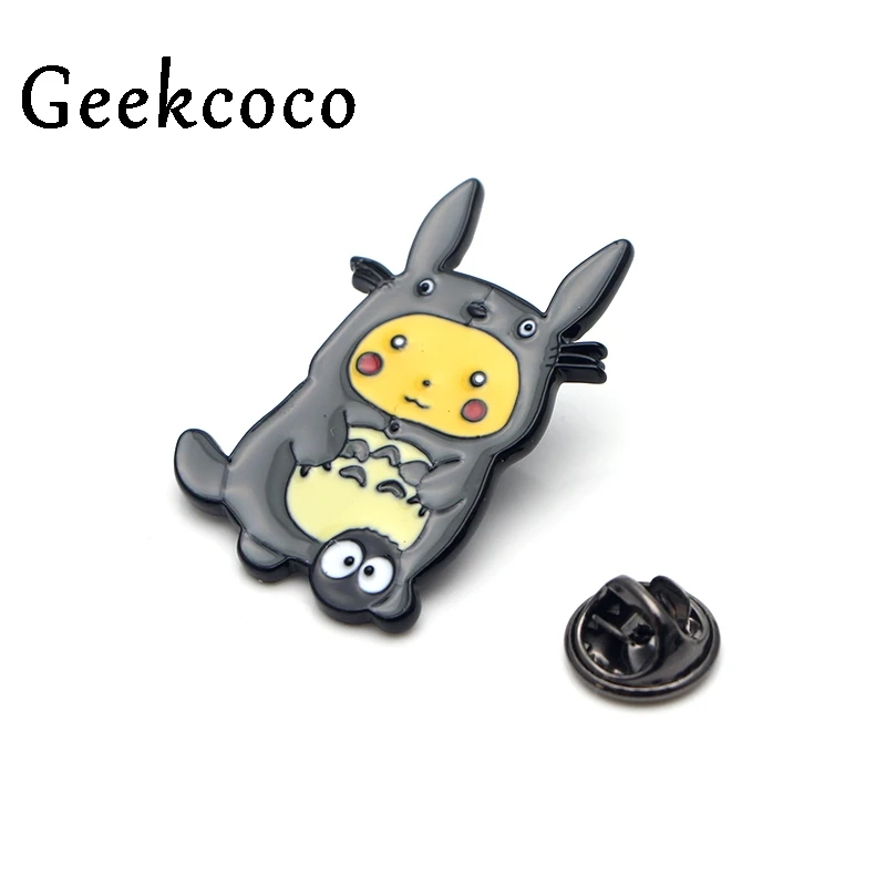 Totoro Pikachu Zinc Alloy Cartoon Pins for men women Shirt Charm insignia Clothes backpack Accessory medal Badge Brooches J0137