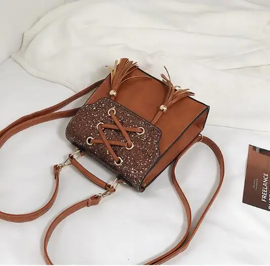 New Design Sequin Women Backpack Solid Hasp Female Bag Fashion Girls School Bags Lady Small PU Tassel Leather Bag Women Backpack