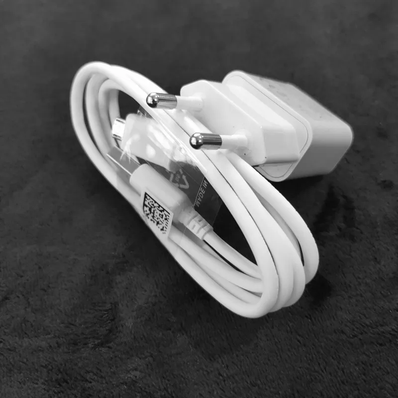 Универсальное зарядное устройство micro USB/Type C 0 2/1/2 метра белый|Зарядные устройства
