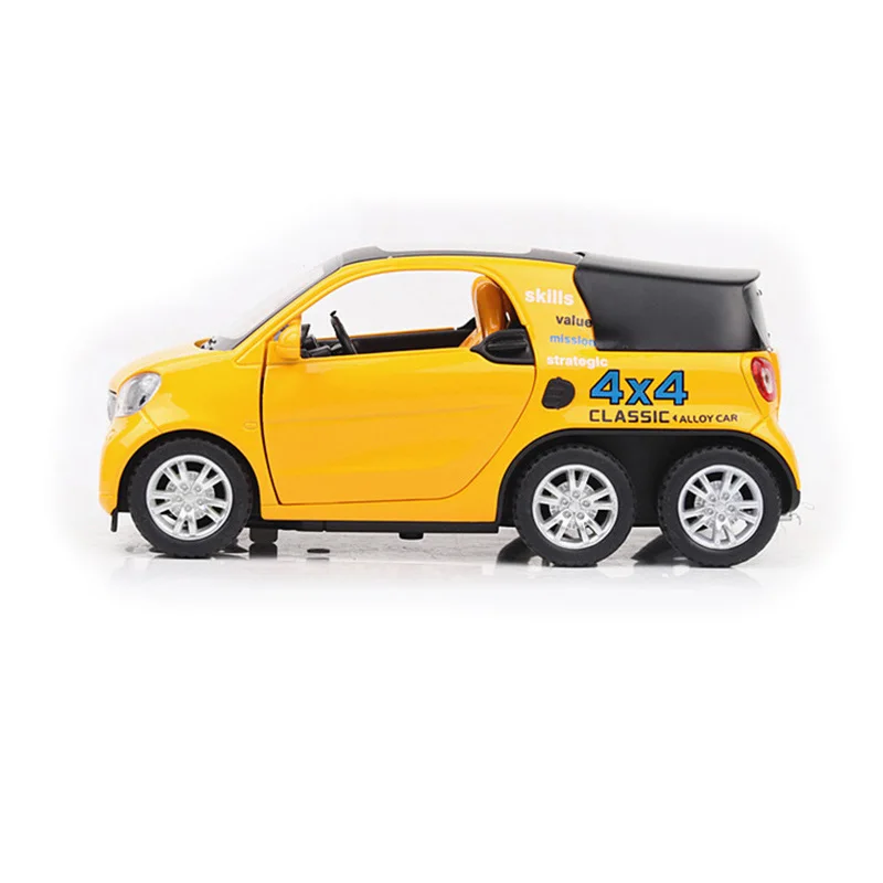 Модель автомобиля HOMMAT 1:24 Smart Fortwo 4x4 модель пикапа из сплава литой игрушечный