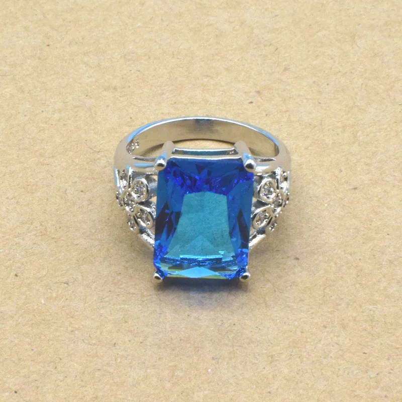 Женское Обручальное кольцо с австрийским кристаллом розовое золото 5 карат/3