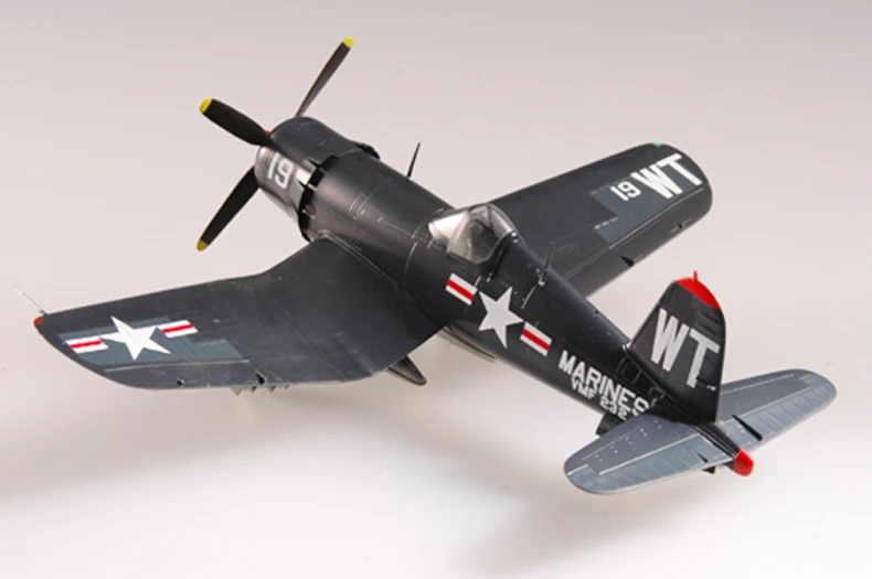 EASYMODEL Масштаб Модель 37238 1/72 масштаб самолета F4U-4 VMF-232 США m.c собранная модель