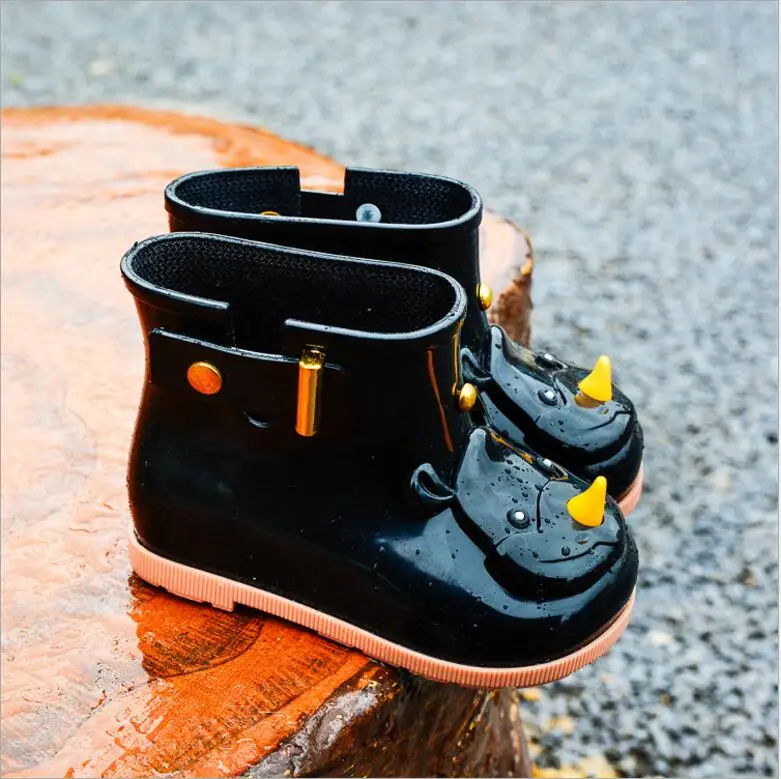 Детские ботинки; милые резиновые сапоги с бантом для маленьких девочек; цвет красный, розовый, черный, зеленый, желтый; водонепроницаемые мягкие ботильоны; детская обувь из ПВХ - Цвет: style 3