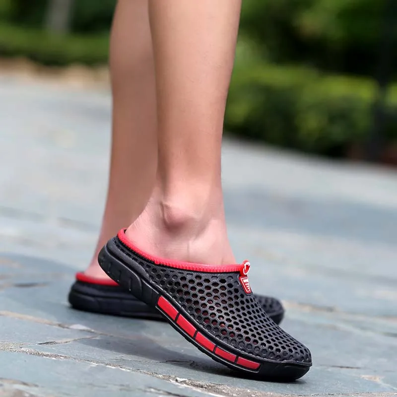 Новинка 2019 года обувь с отверстиями пляжные мужские сандалии тапочки дышащие