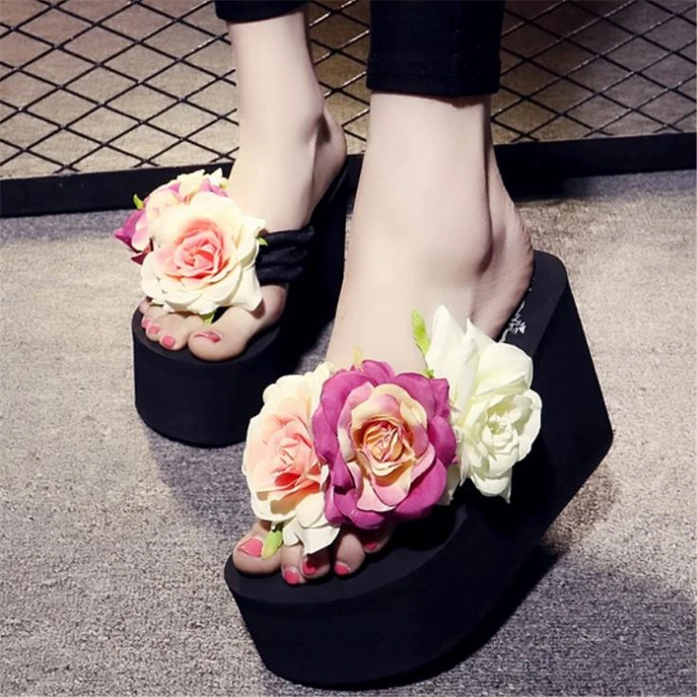 Женская обувь Лидер продаж однотонные шлепанцы на танкетке женская летняя 2018