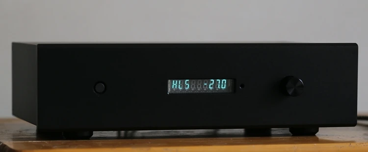 

Законченный C9 HIFI пульт дистанционного управления сбалансированный преусилитель RCA/XLR на основе MBL6010D предварительного усилителя цепи