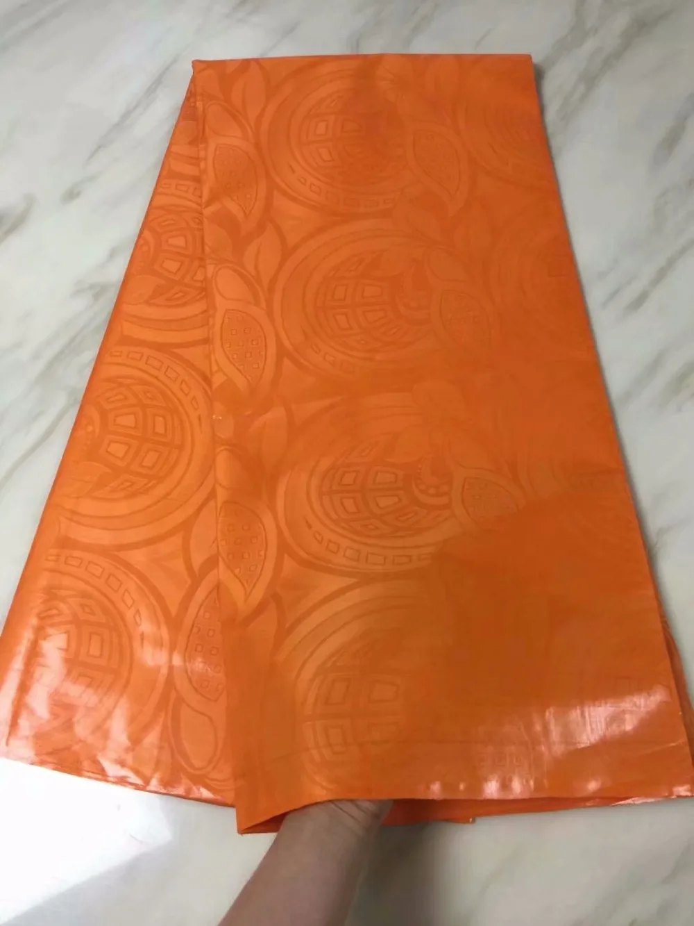 Женское и мужское платье с вышивкой в африканском стиле Bazin Riche белое кружевное