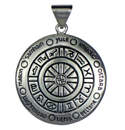 Подвеска Wheel Of The Year в стиле стиля как серебро и золото Викки от Питера камня