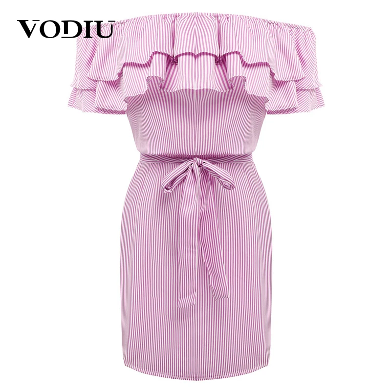 Платье женское пляжное с открытыми плечами в богемном стиле принтом полоску