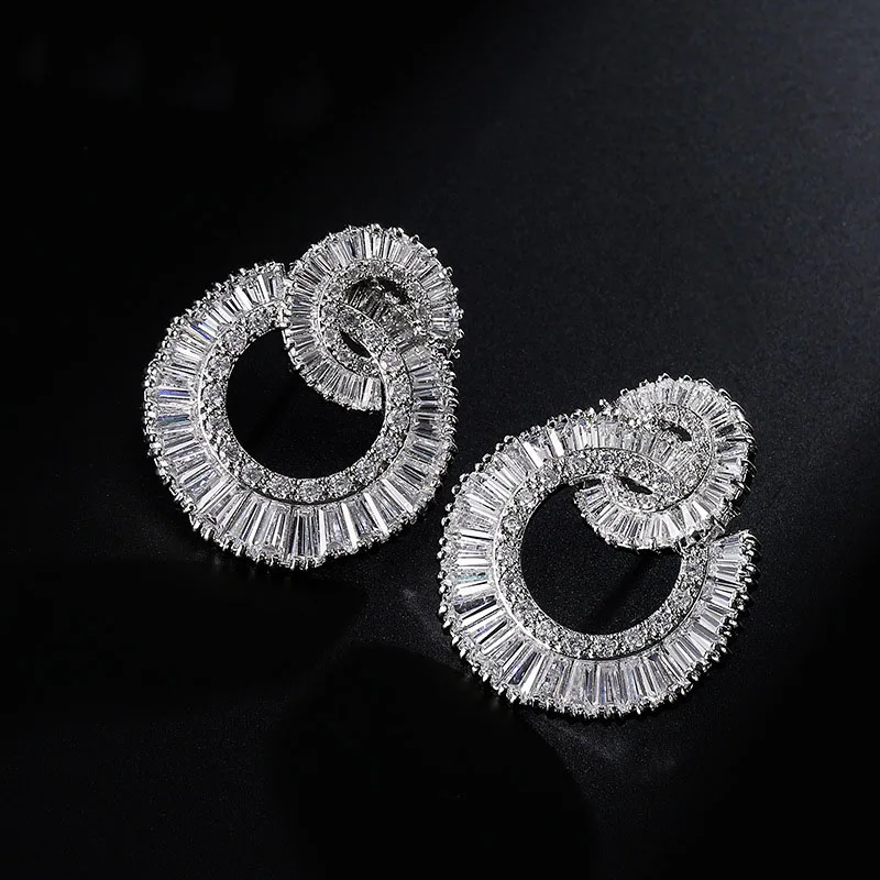 Женские серьги известного бренда из циркония роскошные гвоздики розового золота