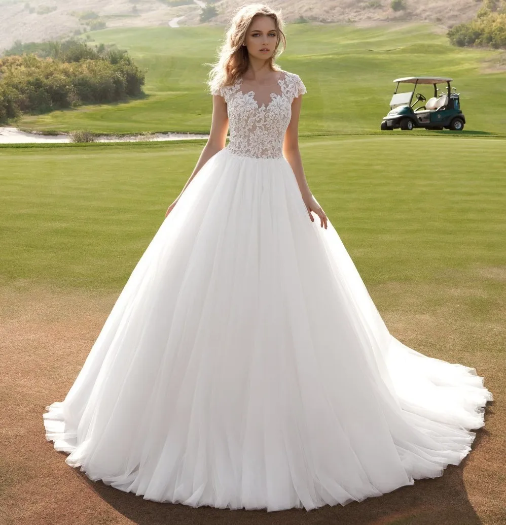 Свадебное платье 2017 Robe De Mariage бальное старинные кружева аппликации Часовня поезд