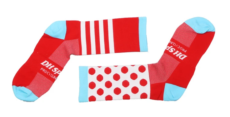 DH Sports Cycling Socks Racing Sports Socks Professional Brand Breathable Protect Feet Road Bicycle Socks Racing Bike Men Women - Цвет: Красный