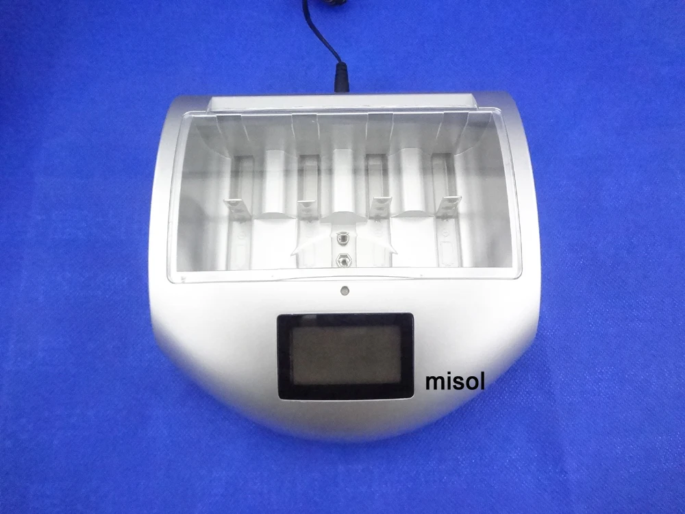 Профессиональное зарядное устройство с ЖК дисплеем для аккумуляторных батарей