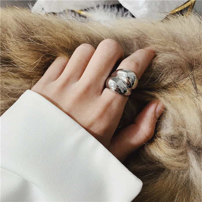 НОВЫЕ шикарные кольца Серебряного и золотого цвета с металлическими жирами