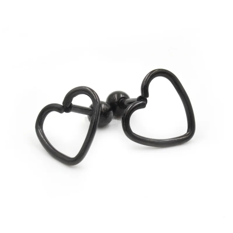 Серьги гвоздики в форме сердца из нержавеющей стали гипоаллергенные для женщин и